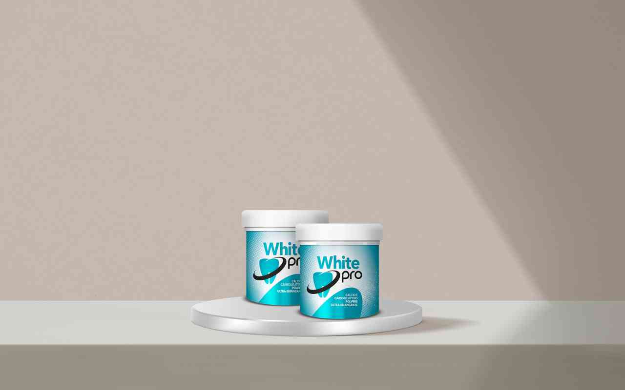 Ottieni denti bianchi in sicurezza a casa con White Pro: scopri come funziona